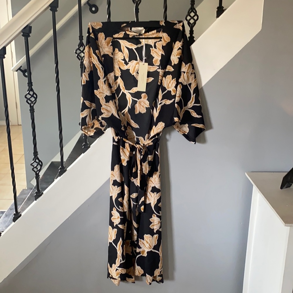 Maison Du Soir robe size Large/XL